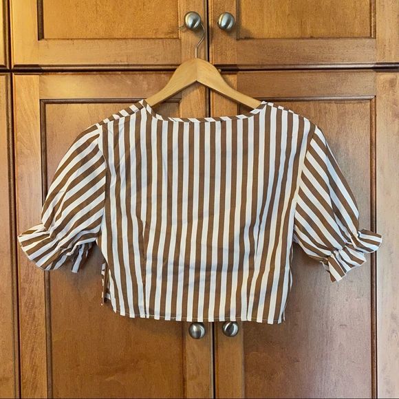 ✨50% OFF✨ Zaful Crop Top - Picture 4 of 10